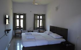 Daswal B&B Hotel